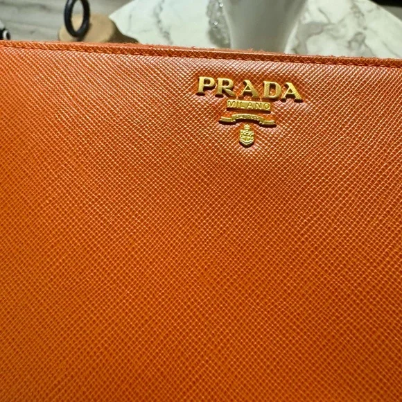 Prada Vibrant Orange Zip Wallet - Picture 4 of 10